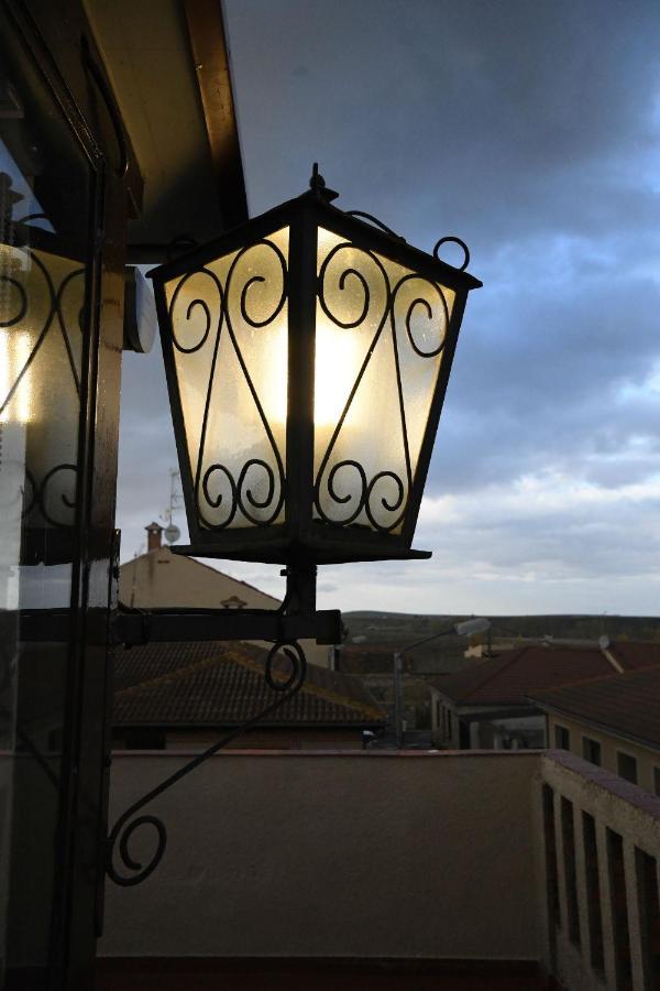 El Rincon De Pilar Disfruta De Tu Escapada Rural Villa Fuentemilanos ภายนอก รูปภาพ