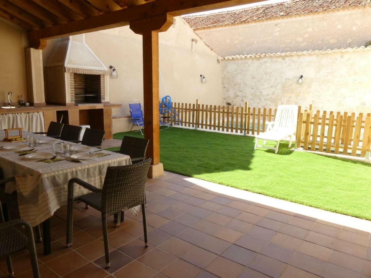 El Rincon De Pilar Disfruta De Tu Escapada Rural Villa Fuentemilanos ภายนอก รูปภาพ